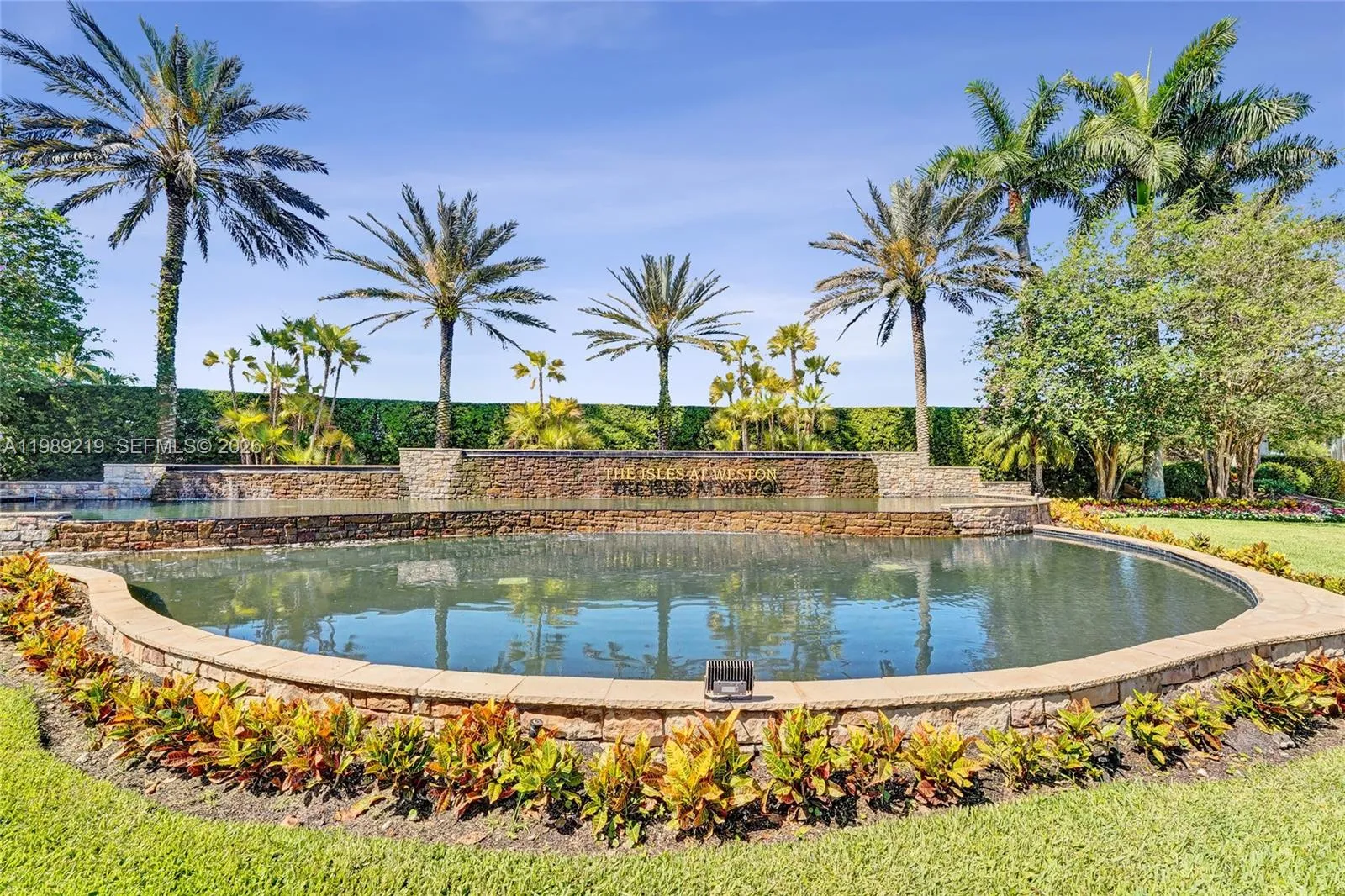 3936 Cascade Ter, Weston, Florida 33332, Weston, Florida 33332, 5 Bedrooms Bedrooms, ,4 BathroomsBathrooms,Residential,For Sale,3936 Cascade Ter, Weston, Florida 33332,A11989219