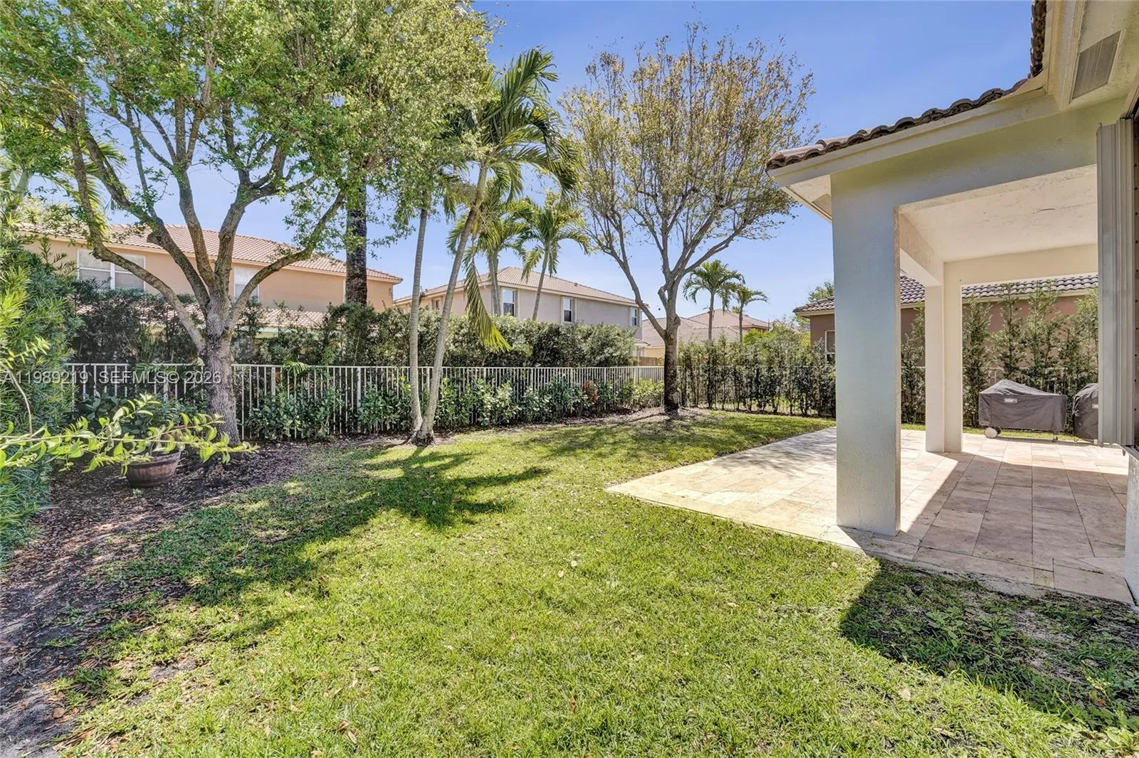 3936 Cascade Ter, Weston, Florida 33332, Weston, Florida 33332, 5 Bedrooms Bedrooms, ,4 BathroomsBathrooms,Residential,For Sale,3936 Cascade Ter, Weston, Florida 33332,A11989219
