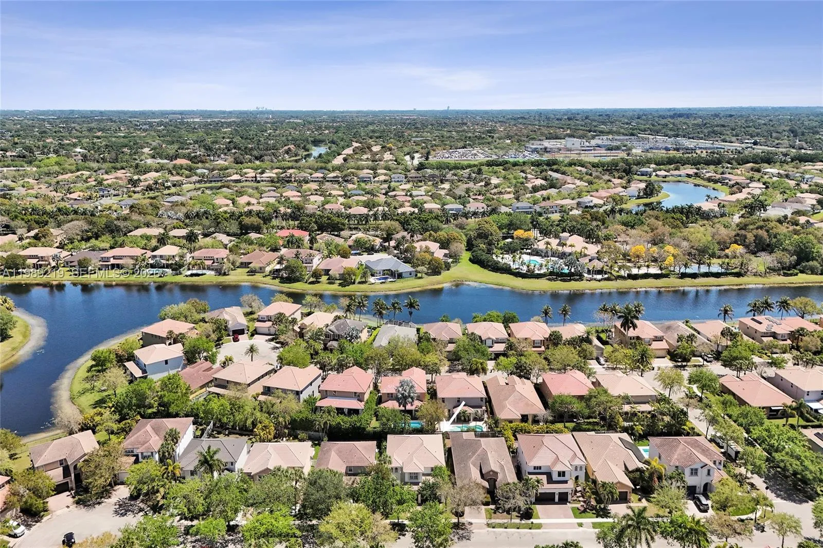 3936 Cascade Ter, Weston, Florida 33332, Weston, Florida 33332, 5 Bedrooms Bedrooms, ,4 BathroomsBathrooms,Residential,For Sale,3936 Cascade Ter, Weston, Florida 33332,A11989219