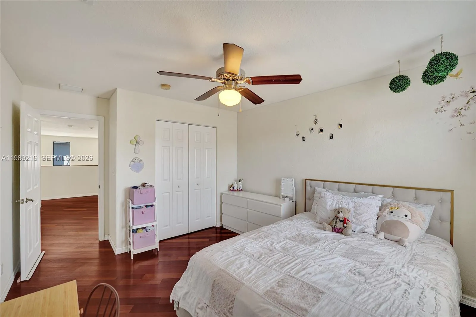 3936 Cascade Ter, Weston, Florida 33332, Weston, Florida 33332, 5 Bedrooms Bedrooms, ,4 BathroomsBathrooms,Residential,For Sale,3936 Cascade Ter, Weston, Florida 33332,A11989219