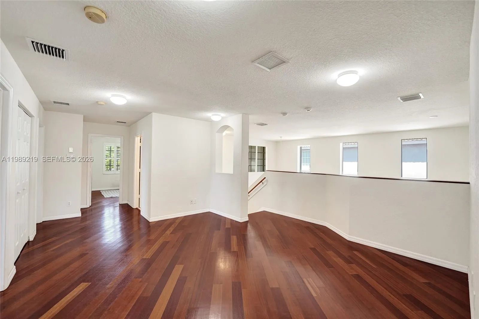 3936 Cascade Ter, Weston, Florida 33332, Weston, Florida 33332, 5 Bedrooms Bedrooms, ,4 BathroomsBathrooms,Residential,For Sale,3936 Cascade Ter, Weston, Florida 33332,A11989219