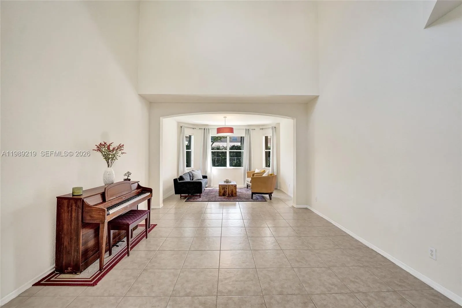 3936 Cascade Ter, Weston, Florida 33332, Weston, Florida 33332, 5 Bedrooms Bedrooms, ,4 BathroomsBathrooms,Residential,For Sale,3936 Cascade Ter, Weston, Florida 33332,A11989219