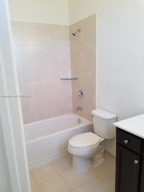 9205 W 33rd Way 9205, Hialeah, Florida 33018, Hialeah, Florida 33018, 2 Bedrooms Bedrooms, ,2 BathroomsBathrooms,Residential Lease,For Rent,9205 W 33rd Way 9205, Hialeah, Florida 33018,A11989604