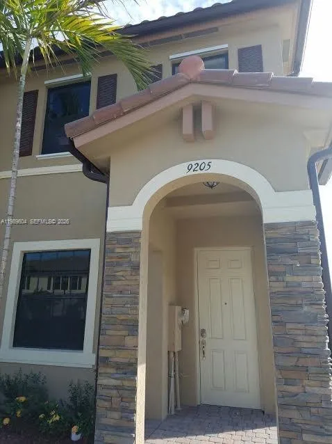 9205 W 33rd Way 9205, Hialeah, Florida 33018, Hialeah, Florida 33018, 2 Bedrooms Bedrooms, ,2 BathroomsBathrooms,Residential Lease,For Rent,9205 W 33rd Way 9205, Hialeah, Florida 33018,A11989604