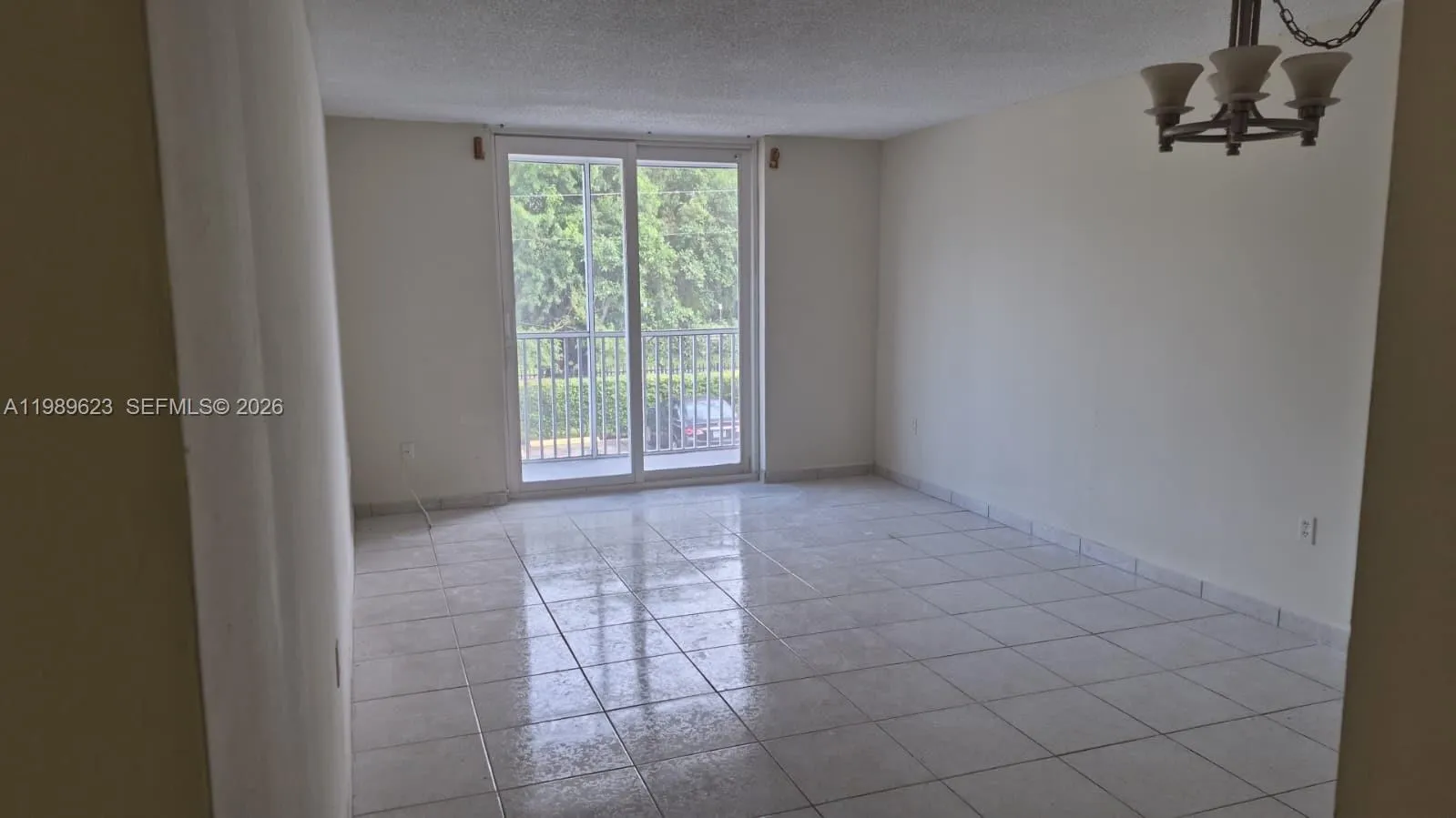 16950 W Dixie Hwy A-228 Hwy A228, North Miami Beac, North Miami Beach, Florida 33160, 1 Bedroom Bedrooms, ,1 BathroomBathrooms,Residential Lease,For Rent,16950 W Dixie Hwy A-228 Hwy A228, North Miami Beac,A11989623