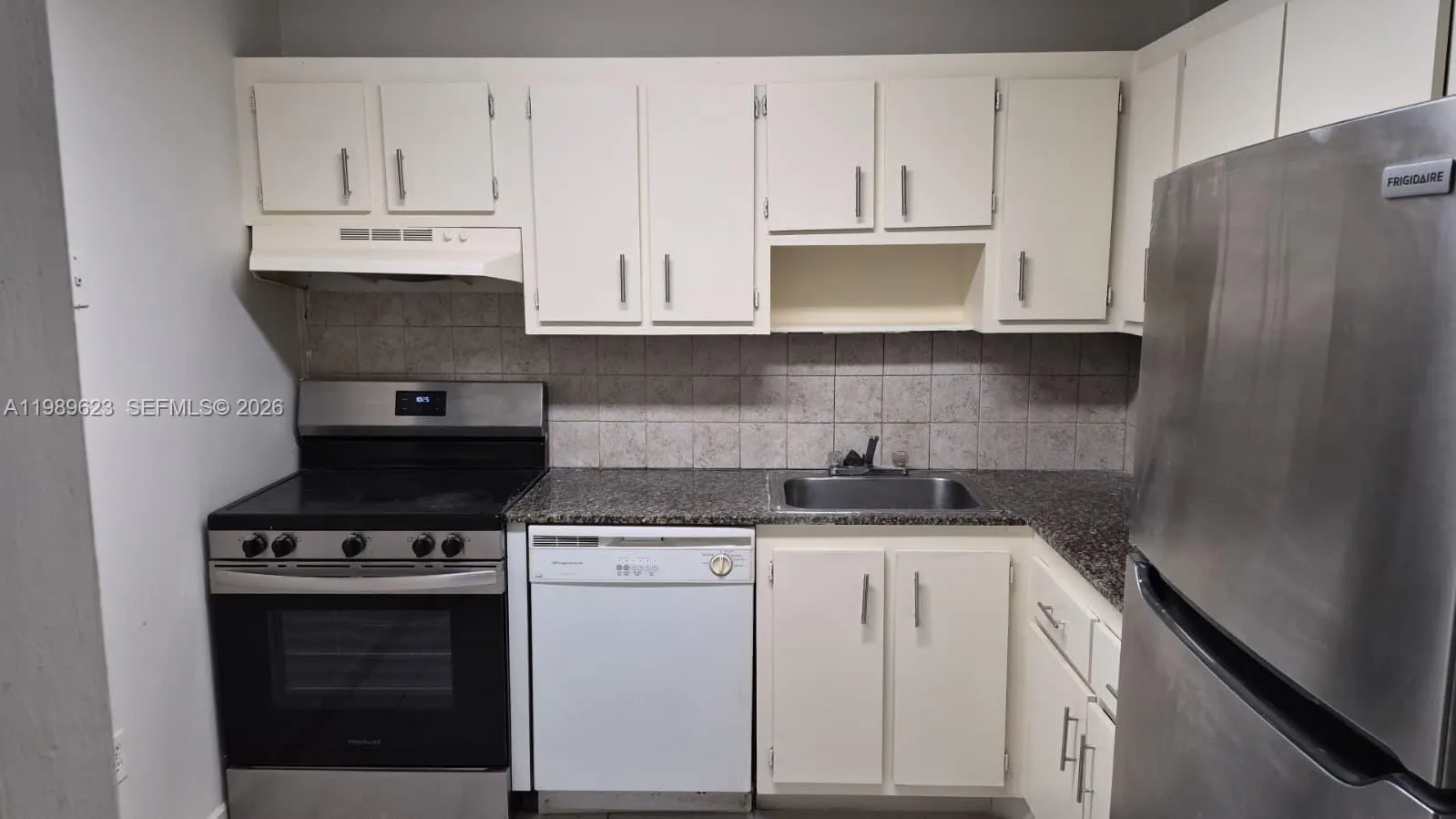 16950 W Dixie Hwy A-228 Hwy A228, North Miami Beac, North Miami Beach, Florida 33160, 1 Bedroom Bedrooms, ,1 BathroomBathrooms,Residential Lease,For Rent,16950 W Dixie Hwy A-228 Hwy A228, North Miami Beac,A11989623