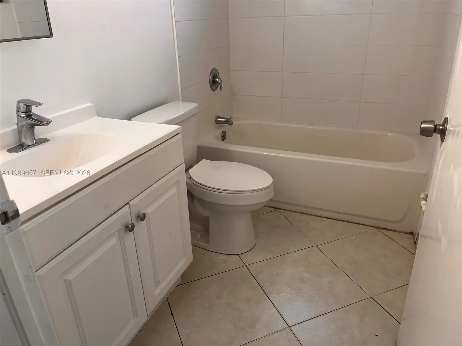 181 Nw 47th Ave 6, Miami, Florida 33126, Miami, Florida 33126, 2 Bedrooms Bedrooms, ,1 BathroomBathrooms,Residential Lease,For Rent,181 Nw 47th Ave 6, Miami, Florida 33126,A11989657