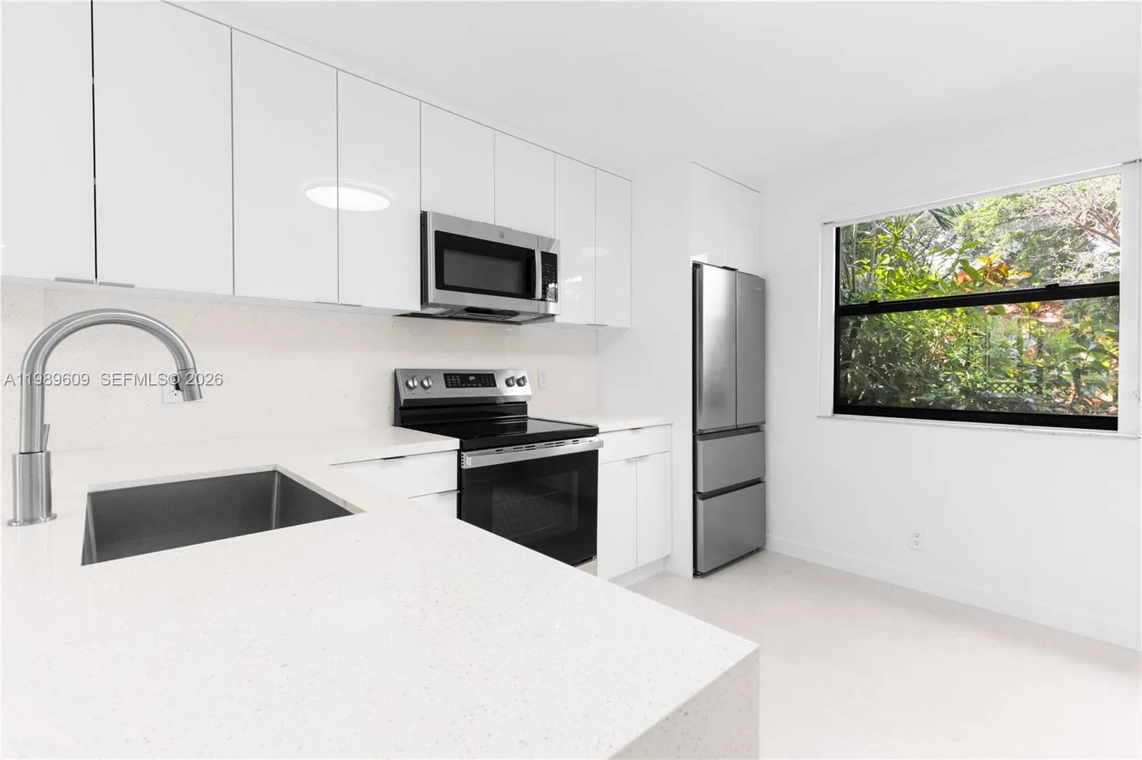 10161 W Sunrise Blvd 101, Plantation, Florida 3332, Plantation, Florida 33322, 2 Bedrooms Bedrooms, ,2 BathroomsBathrooms,Residential Lease,For Rent,10161 W Sunrise Blvd 101, Plantation, Florida 3332,A11989609