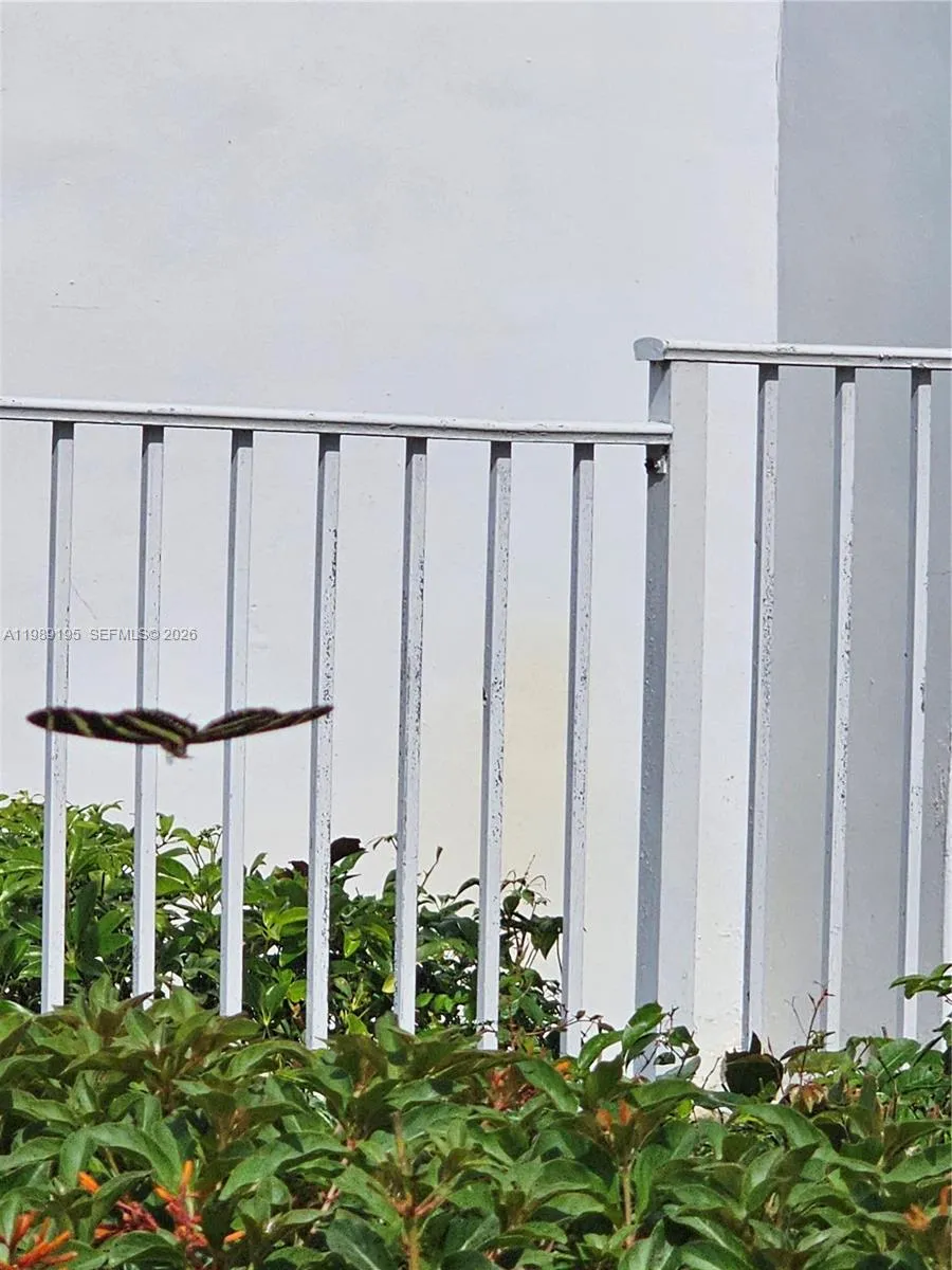 20400 W Country Club Dr 601, Aventura, Florida 331, Aventura, Florida 33180, 2 Bedrooms Bedrooms, ,2 BathroomsBathrooms,Residential,For Sale,20400 W Country Club Dr 601, Aventura, Florida 331,A11989195