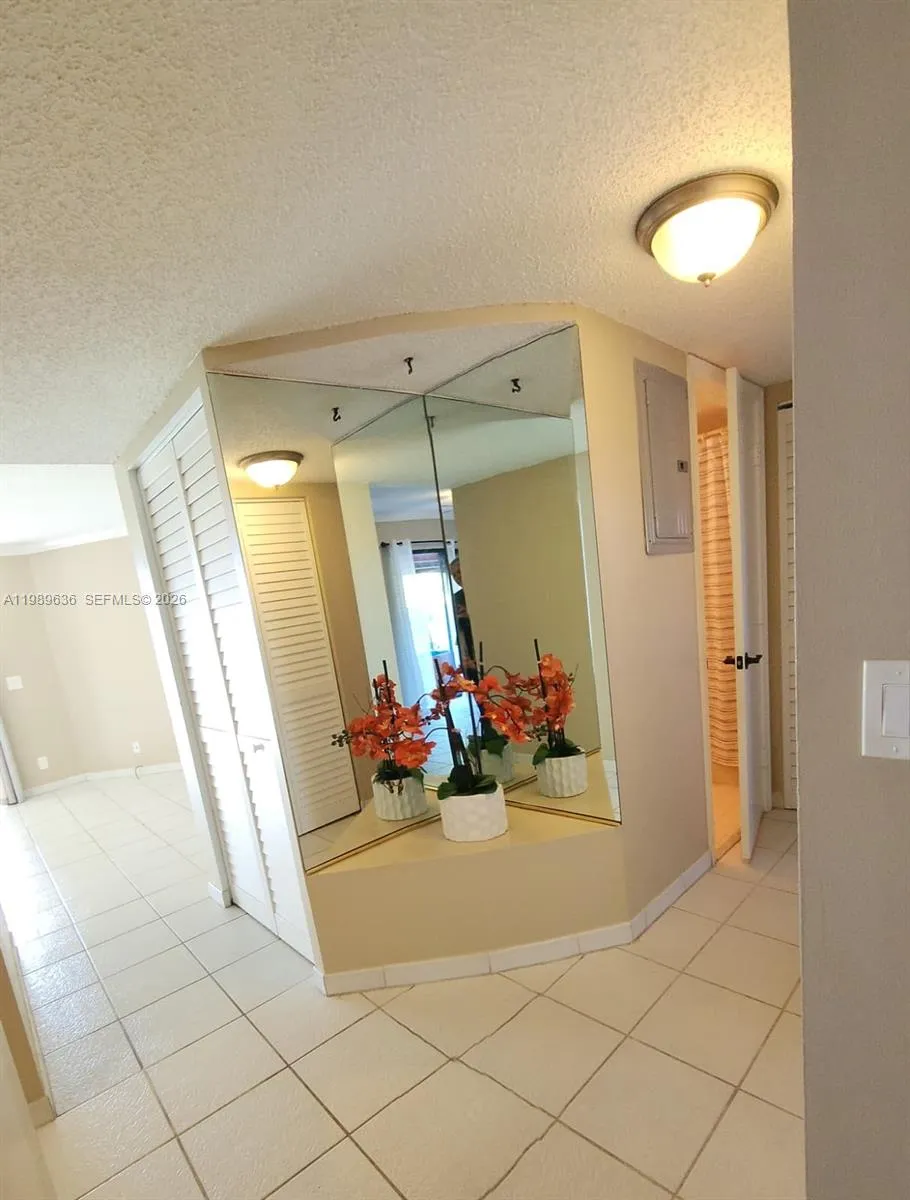 203 Liberty Ct 203, Deerfield Beach, Florida 33442, Deerfield Beach, Florida 33442, 2 Bedrooms Bedrooms, ,2 BathroomsBathrooms,Residential,For Sale,203 Liberty Ct 203, Deerfield Beach, Florida 33442,A11989636