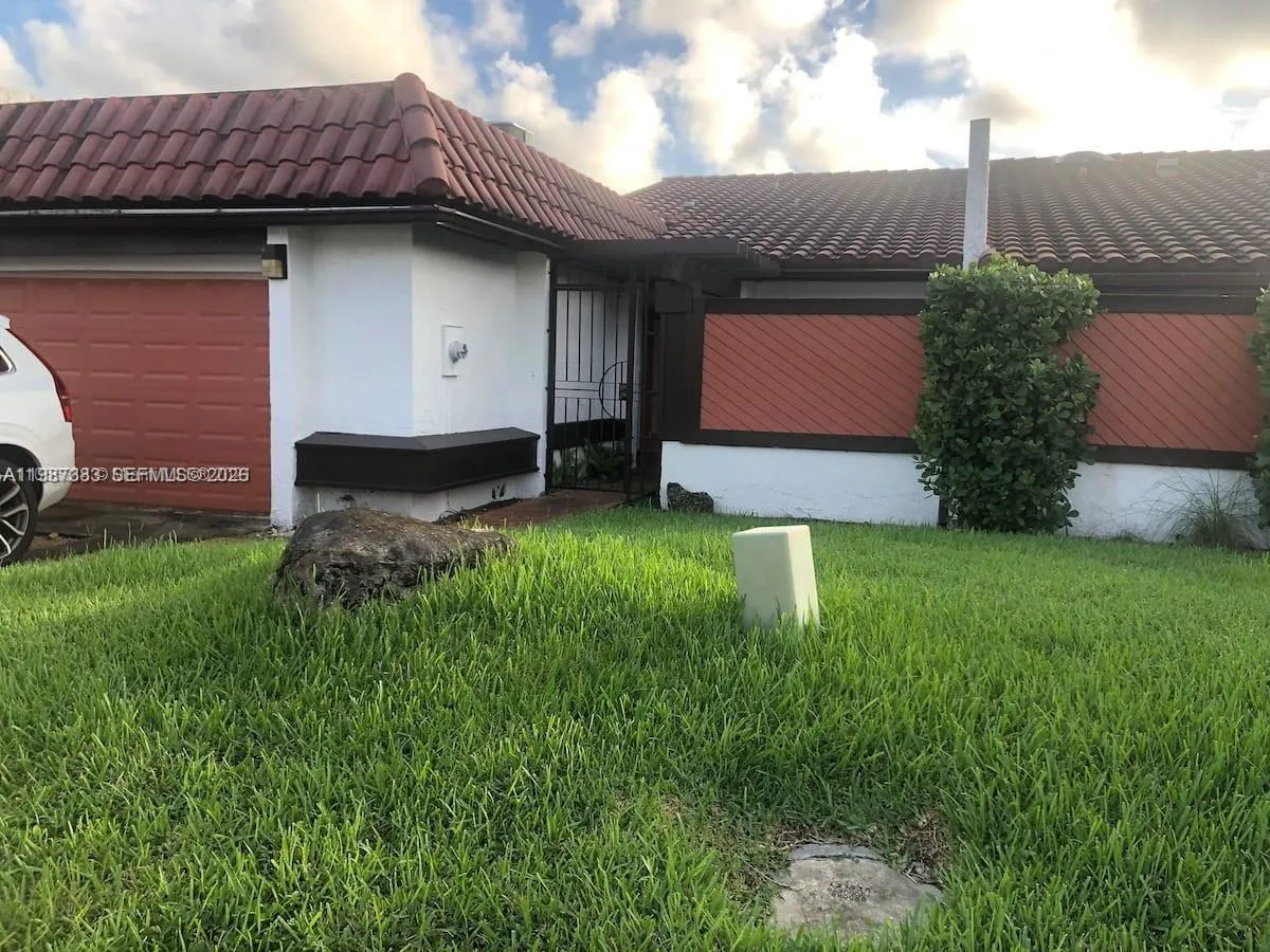 534 Ne 195th St, Miami, Florida 33179, Miami, Florida 33179, 3 Bedrooms Bedrooms, ,3 BathroomsBathrooms,Residential,For Sale,534 Ne 195th St, Miami, Florida 33179,A11987383