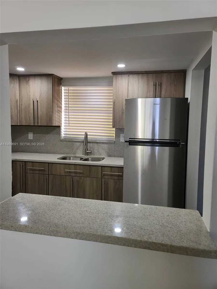 Miami, Florida 33172, 2 Bedrooms Bedrooms, ,2 BathroomsBathrooms,Residential Lease,For Rent,A11989691