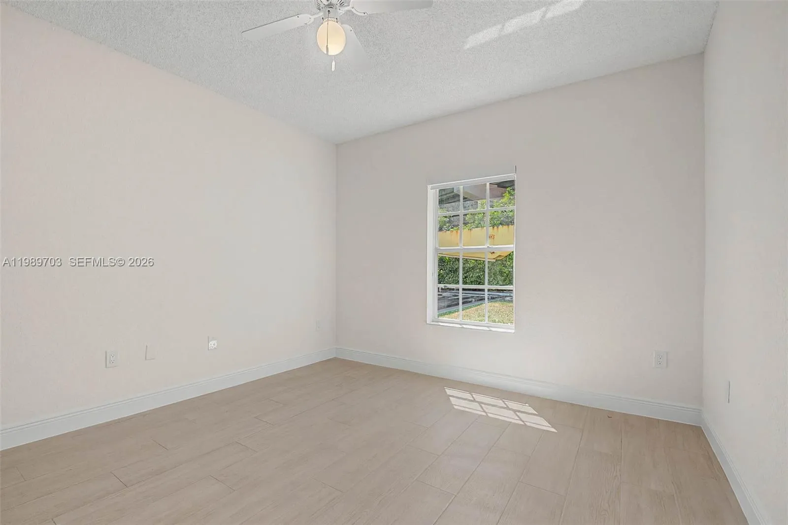 7000 Sw 80th St 103, Miami, Florida 33143, Miami, Florida 33143, 1 Bedroom Bedrooms, ,1 BathroomBathrooms,Residential Lease,For Rent,7000 Sw 80th St 103, Miami, Florida 33143,A11989703