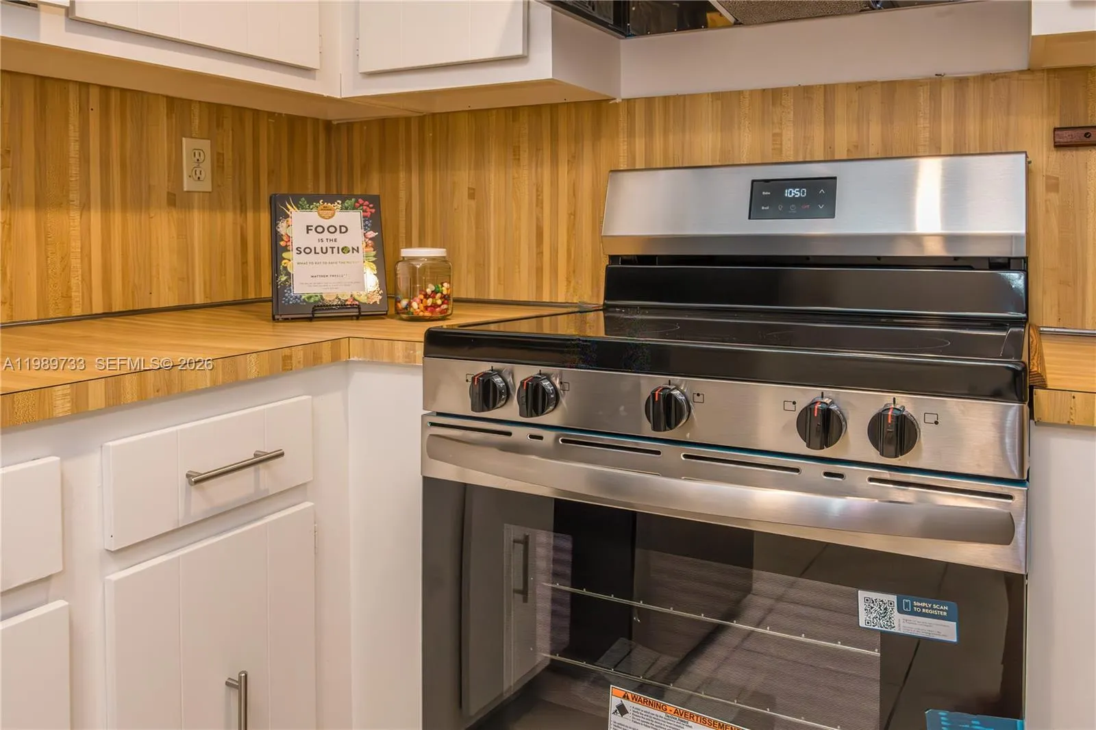 6675 W 4th Ave 203, Hialeah, Florida 33012, Hialeah, Florida 33012, 2 Bedrooms Bedrooms, ,1 BathroomBathrooms,Residential,For Sale,6675 W 4th Ave 203, Hialeah, Florida 33012,A11989733