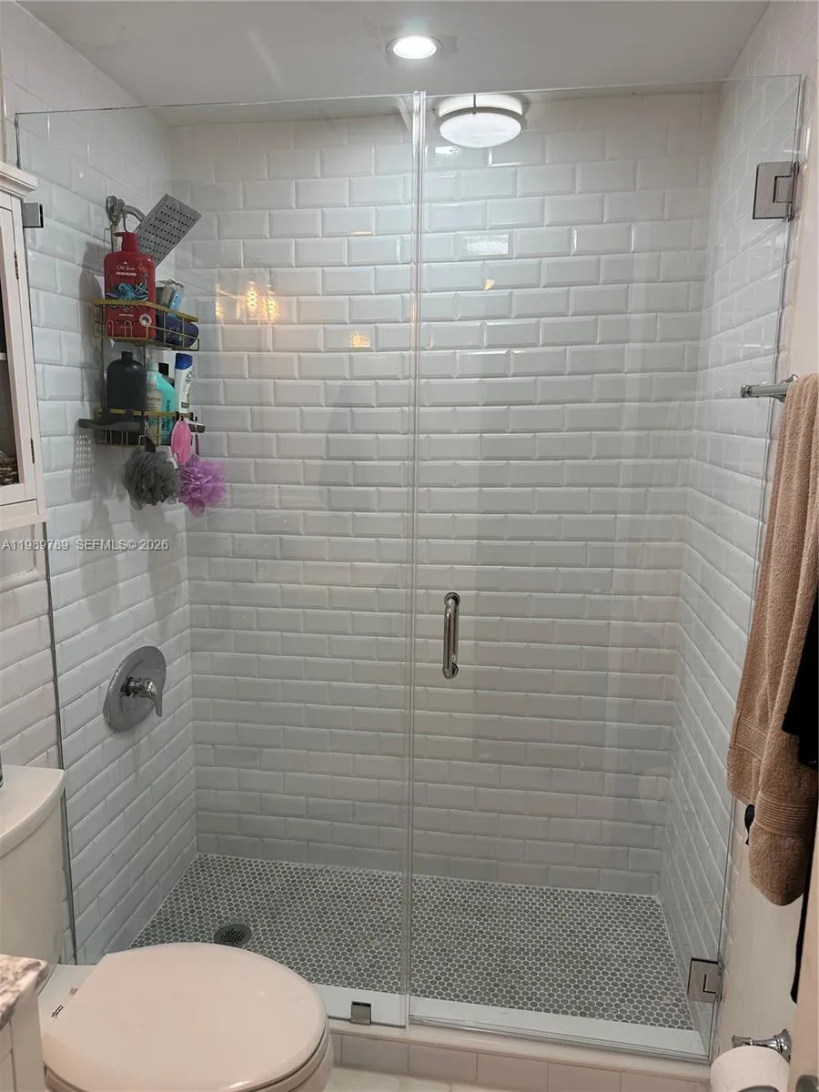 1027 Pennsylvania Ave 203, Miami Beach, Florida 33, Miami Beach, Florida 33139, 2 Bedrooms Bedrooms, ,1 BathroomBathrooms,Residential,For Sale,1027 Pennsylvania Ave 203, Miami Beach, Florida 33,A11989789