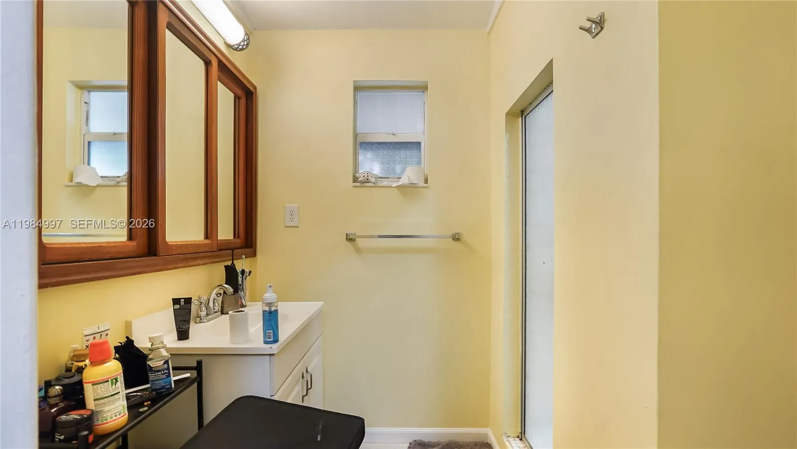 898 Ne 39th St, Oakland Park, Florida 33334, Oakland Park, Florida 33334, ,Residential Income,For Sale,898 Ne 39th St, Oakland Park, Florida 33334,A11984997