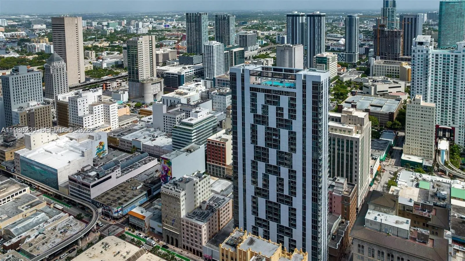 151 Se 1st St 1608, Miami, Florida 33131, Miami, Florida 33131, 1 Bedroom Bedrooms, ,1 BathroomBathrooms,Residential Lease,For Rent,151 Se 1st St 1608, Miami, Florida 33131,A11989230