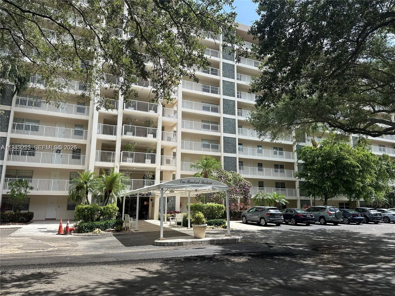 3520 Oaks Way 407, Pompano Beach, Florida 33069, Pompano Beach, Florida 33069, 3 Bedrooms Bedrooms, ,2 BathroomsBathrooms,Residential Lease,For Rent,3520 Oaks Way 407, Pompano Beach, Florida 33069,A11989253