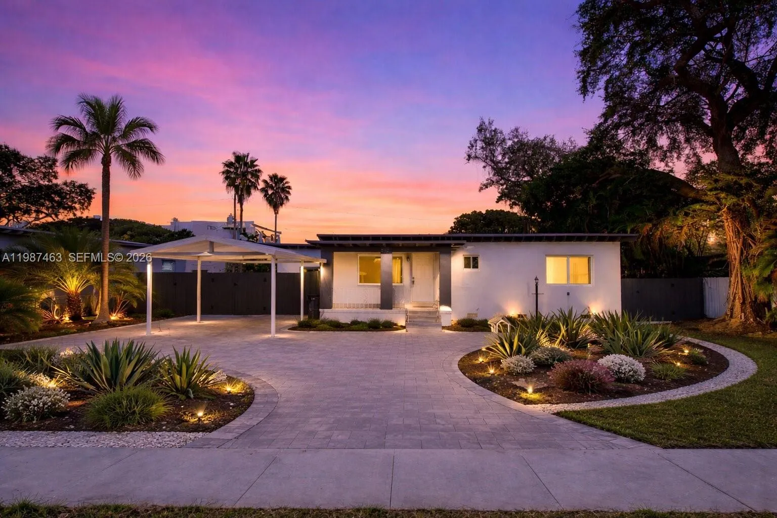 5731 Sw 62nd Ter, Miami, Florida 33143, Miami, Florida 33143, 6 Bedrooms Bedrooms, ,6 BathroomsBathrooms,Residential,For Sale,5731 Sw 62nd Ter, Miami, Florida 33143,A11987463