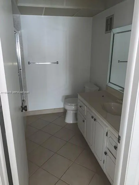 303 Racquet Club Rd 206, Weston, Florida 33326, Weston, Florida 33326, 2 Bedrooms Bedrooms, ,2 BathroomsBathrooms,Residential Lease,For Rent,303 Racquet Club Rd 206, Weston, Florida 33326,A11989215