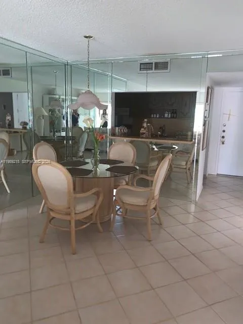 303 Racquet Club Rd 206, Weston, Florida 33326, Weston, Florida 33326, 2 Bedrooms Bedrooms, ,2 BathroomsBathrooms,Residential Lease,For Rent,303 Racquet Club Rd 206, Weston, Florida 33326,A11989215