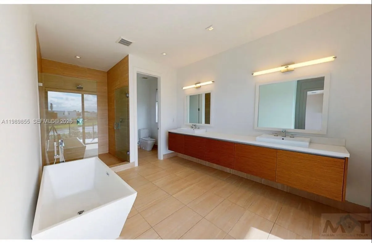 16580 Sunset Way 16580, Weston, Florida 33326, Weston, Florida 33326, 5 Bedrooms Bedrooms, ,6 BathroomsBathrooms,Residential Lease,For Rent,16580 Sunset Way 16580, Weston, Florida 33326,A11989855