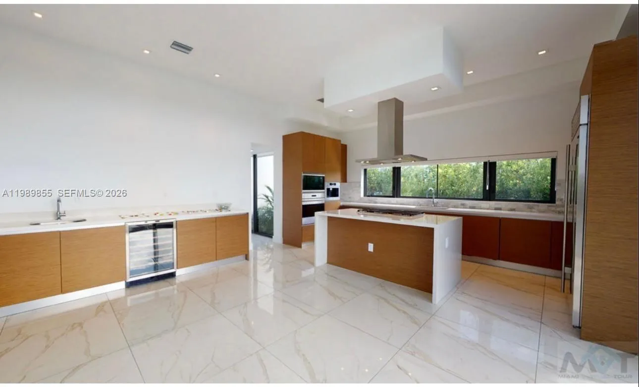 16580 Sunset Way 16580, Weston, Florida 33326, Weston, Florida 33326, 5 Bedrooms Bedrooms, ,6 BathroomsBathrooms,Residential Lease,For Rent,16580 Sunset Way 16580, Weston, Florida 33326,A11989855