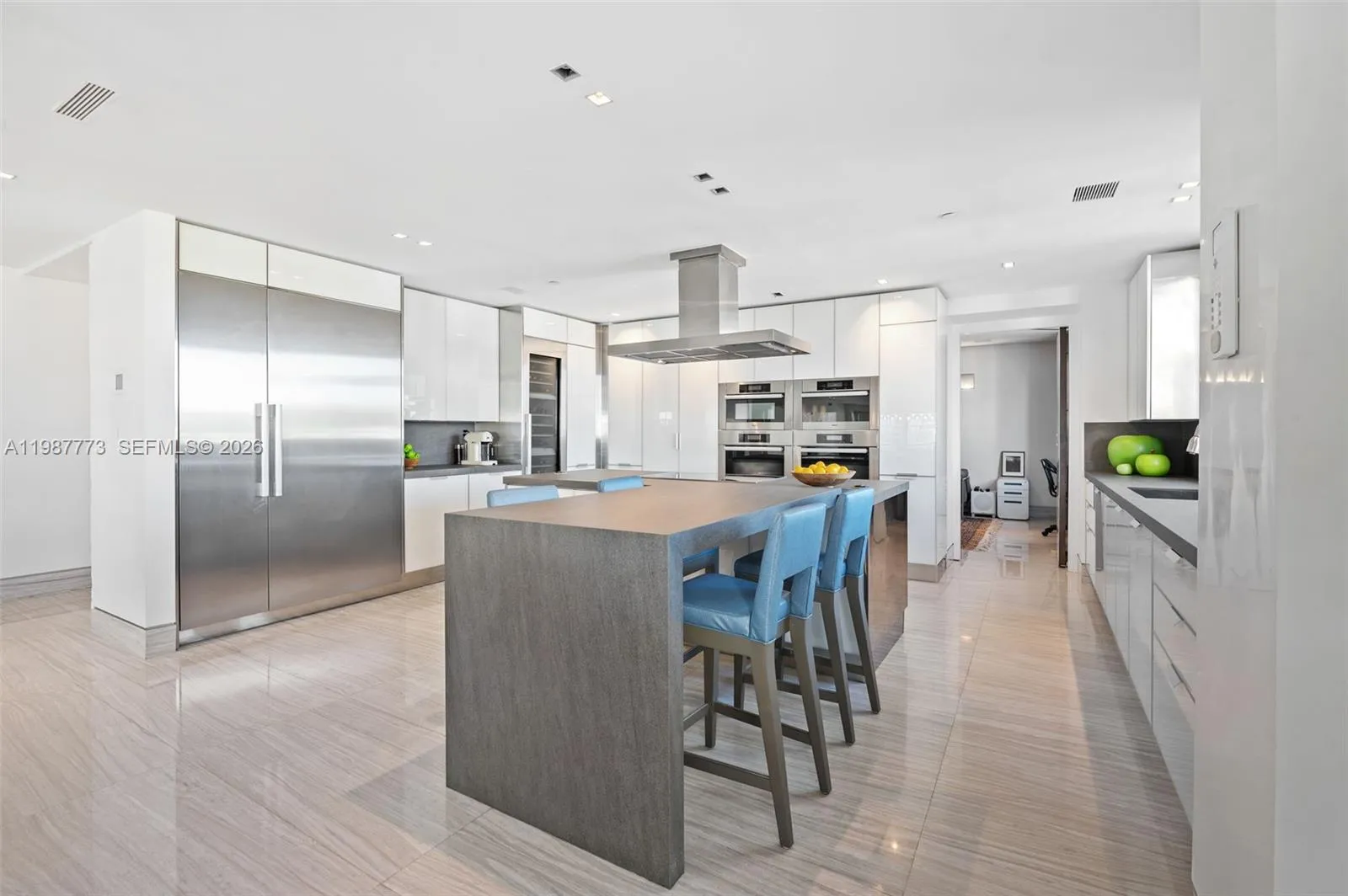 3535 Hiawatha Ave 502, Miami, Florida 33133, Miami, Florida 33133, 4 Bedrooms Bedrooms, ,5 BathroomsBathrooms,Residential,For Sale,3535 Hiawatha Ave 502, Miami, Florida 33133,A11987773