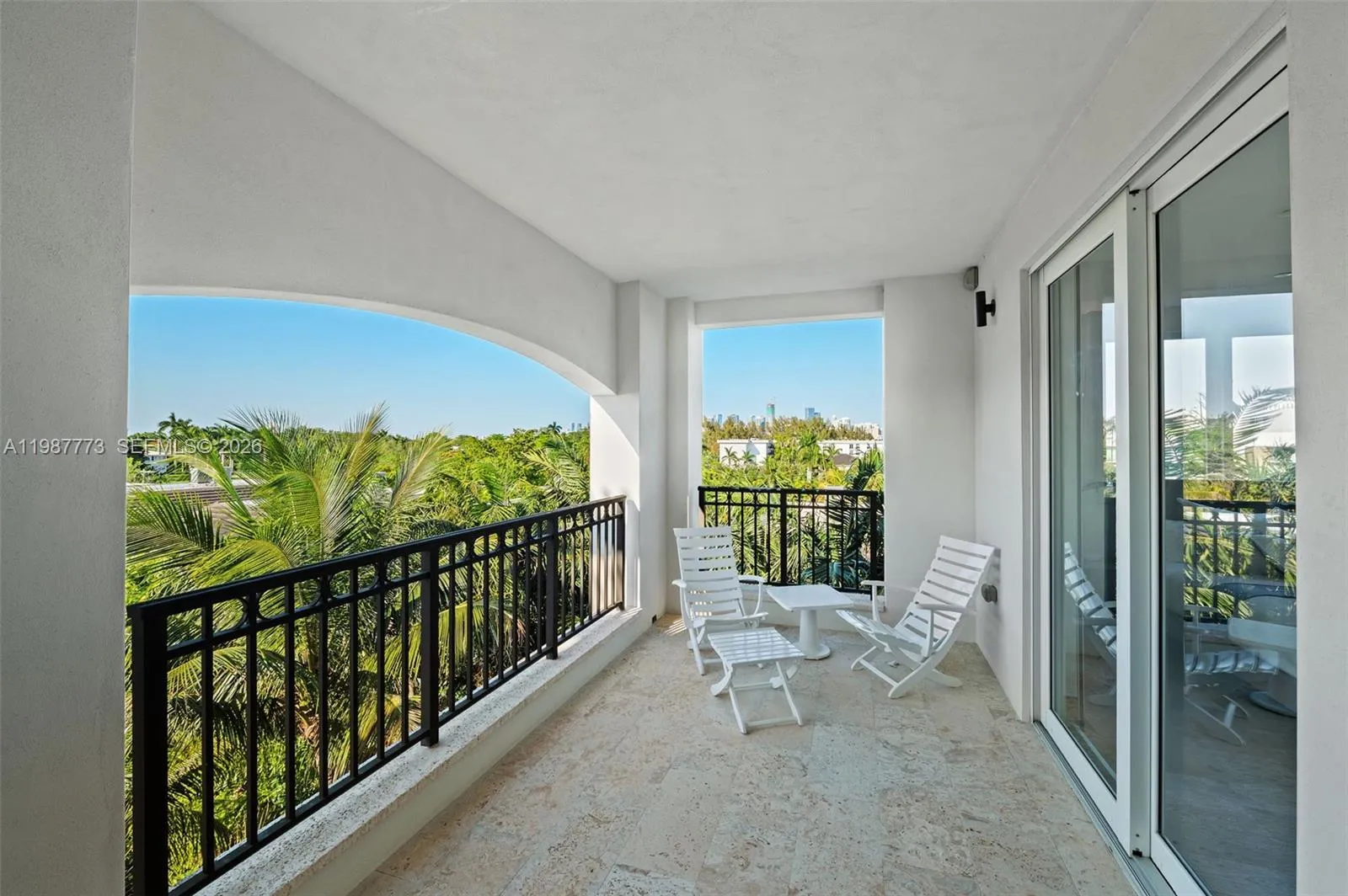 3535 Hiawatha Ave 502, Miami, Florida 33133, Miami, Florida 33133, 4 Bedrooms Bedrooms, ,5 BathroomsBathrooms,Residential,For Sale,3535 Hiawatha Ave 502, Miami, Florida 33133,A11987773