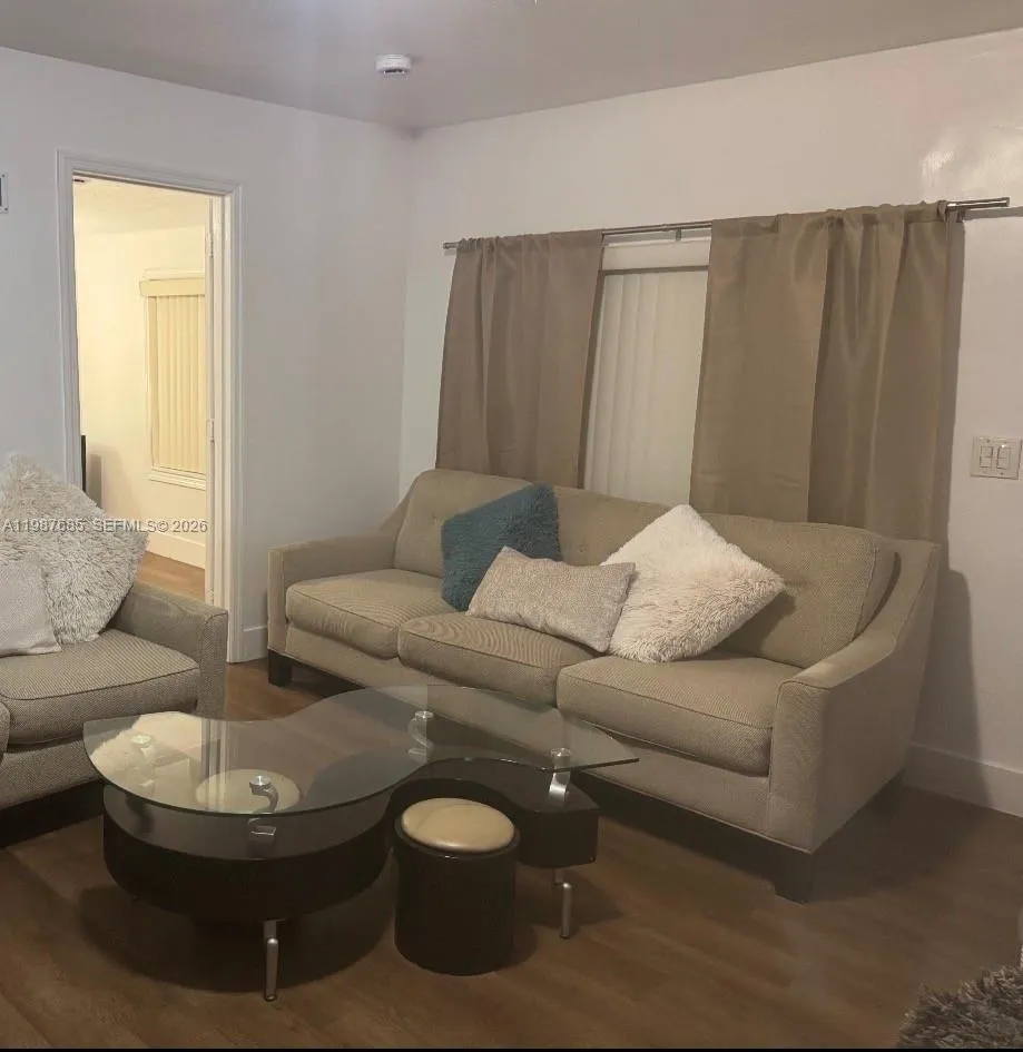 2354 Nw 93rd Ter, Miami, Florida 33147, Miami, Florida 33147, 3 Bedrooms Bedrooms, ,1 BathroomBathrooms,Residential Lease,For Rent,2354 Nw 93rd Ter, Miami, Florida 33147,A11987685