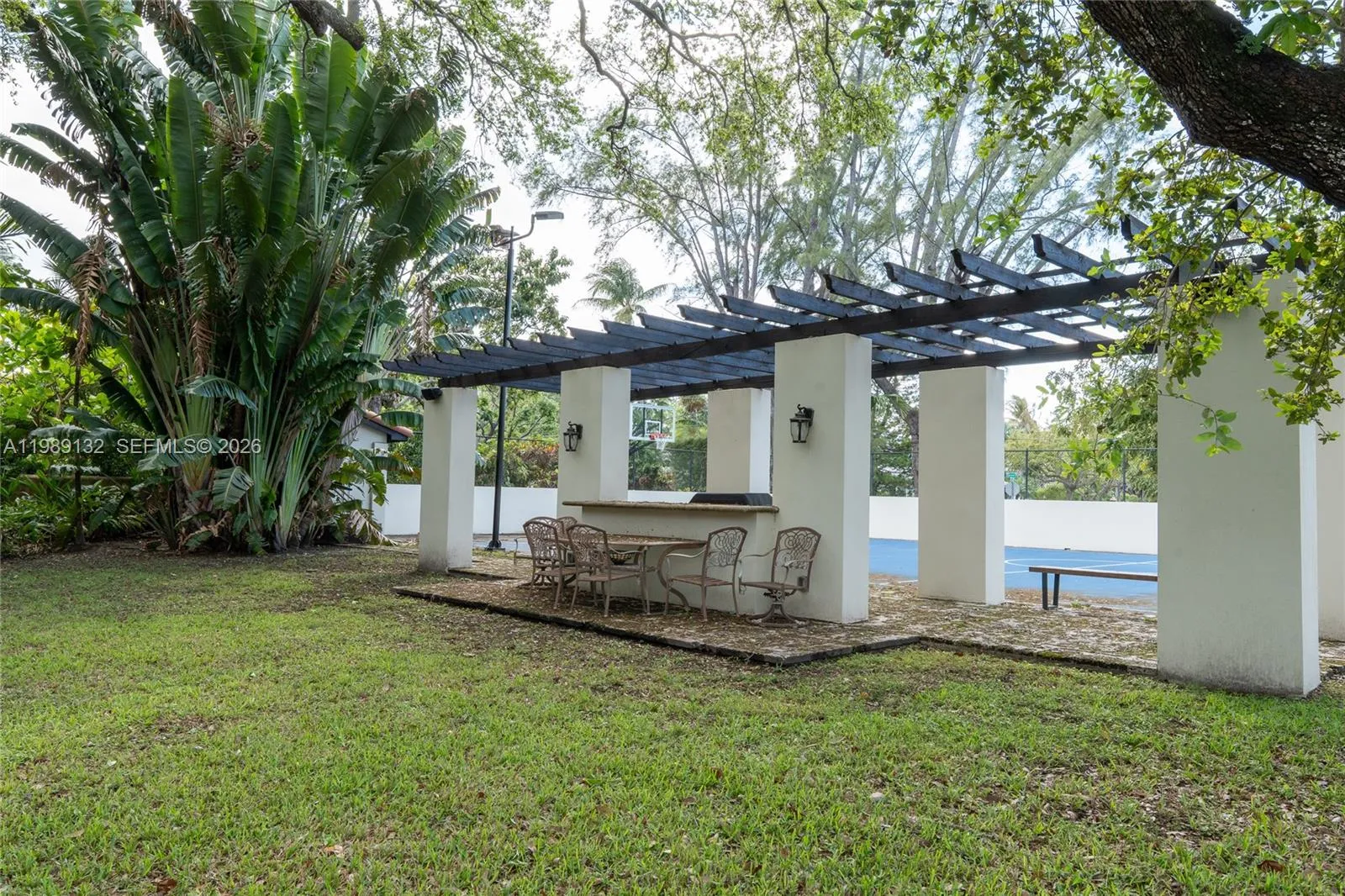 5005 Lakeview Dr, Miami Beach, Florida 33140, Miami Beach, Florida 33140, 6 Bedrooms Bedrooms, ,5 BathroomsBathrooms,Residential,For Sale,5005 Lakeview Dr, Miami Beach, Florida 33140,A11989132