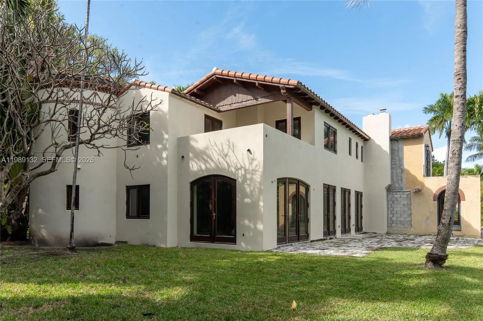 5005 Lakeview Dr, Miami Beach, Florida 33140, Miami Beach, Florida 33140, 6 Bedrooms Bedrooms, ,5 BathroomsBathrooms,Residential,For Sale,5005 Lakeview Dr, Miami Beach, Florida 33140,A11989132