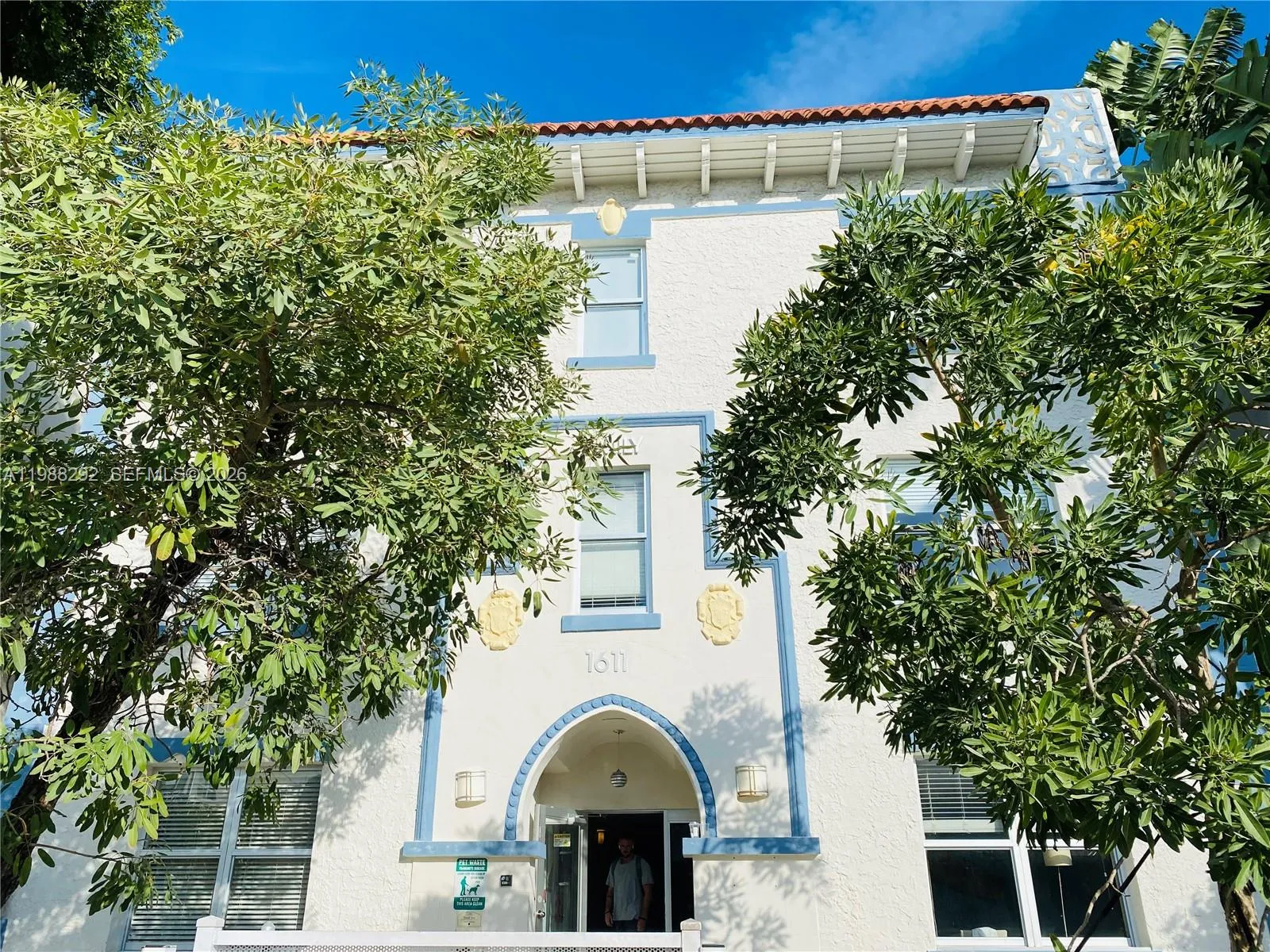 1611 Meridian Ave 305, Miami Beach, Florida 33139, Miami Beach, Florida 33139, 2 Bedrooms Bedrooms, ,2 BathroomsBathrooms,Residential,For Sale,1611 Meridian Ave 305, Miami Beach, Florida 33139,A11988292