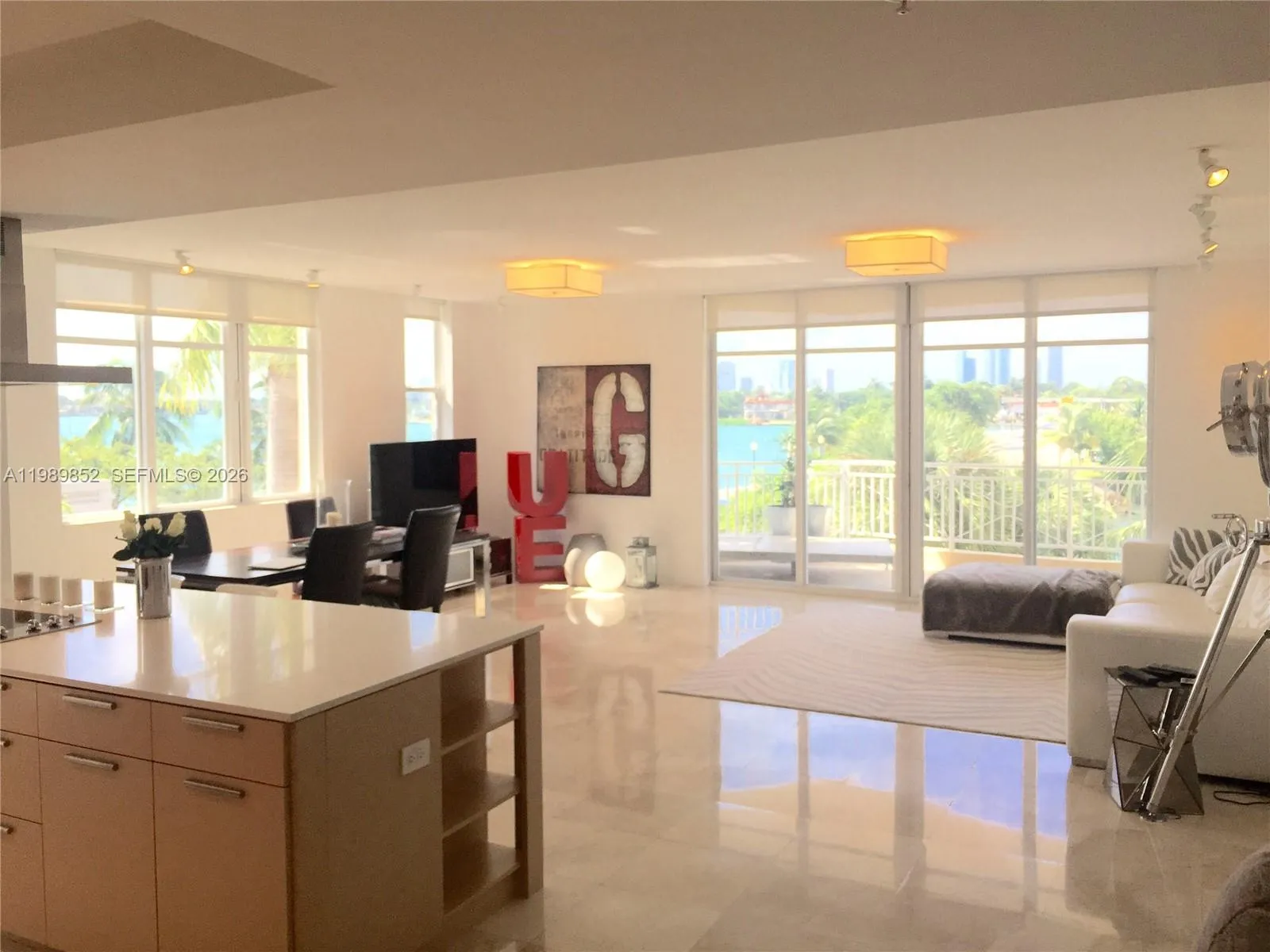 1 Century Ln 301, Miami Beach, Florida 33139, Miami Beach, Florida 33139, 3 Bedrooms Bedrooms, ,3 BathroomsBathrooms,Residential,For Sale,1 Century Ln 301, Miami Beach, Florida 33139,A11989852