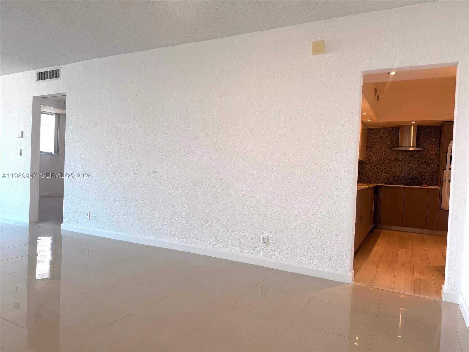 4001 S Ocean Dr 8h, Hollywood, Florida 33019, Hollywood, Florida 33019, 1 Bedroom Bedrooms, ,1 BathroomBathrooms,Residential Lease,For Rent,4001 S Ocean Dr 8h, Hollywood, Florida 33019,A11989967