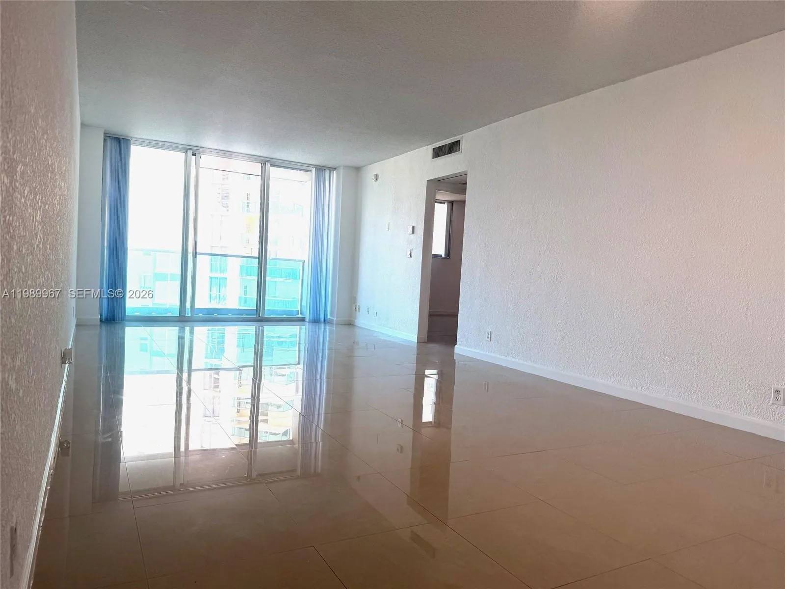 4001 S Ocean Dr 8h, Hollywood, Florida 33019, Hollywood, Florida 33019, 1 Bedroom Bedrooms, ,1 BathroomBathrooms,Residential Lease,For Rent,4001 S Ocean Dr 8h, Hollywood, Florida 33019,A11989967