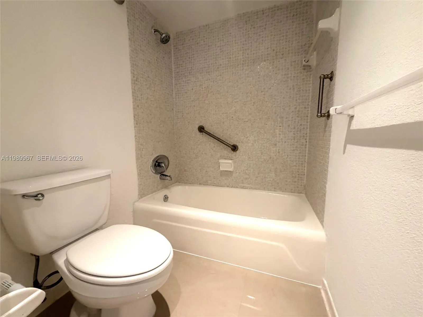 4001 S Ocean Dr 8h, Hollywood, Florida 33019, Hollywood, Florida 33019, 1 Bedroom Bedrooms, ,1 BathroomBathrooms,Residential Lease,For Rent,4001 S Ocean Dr 8h, Hollywood, Florida 33019,A11989967