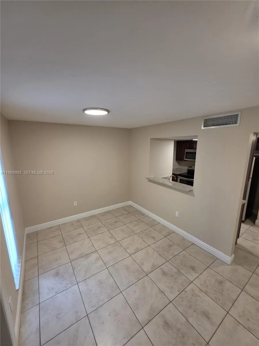 1990 Nw 4th Ct 7, Miami, Florida 33136, Miami, Florida 33136, 3 Bedrooms Bedrooms, ,1 BathroomBathrooms,Residential,For Sale,1990 Nw 4th Ct 7, Miami, Florida 33136,A11989992