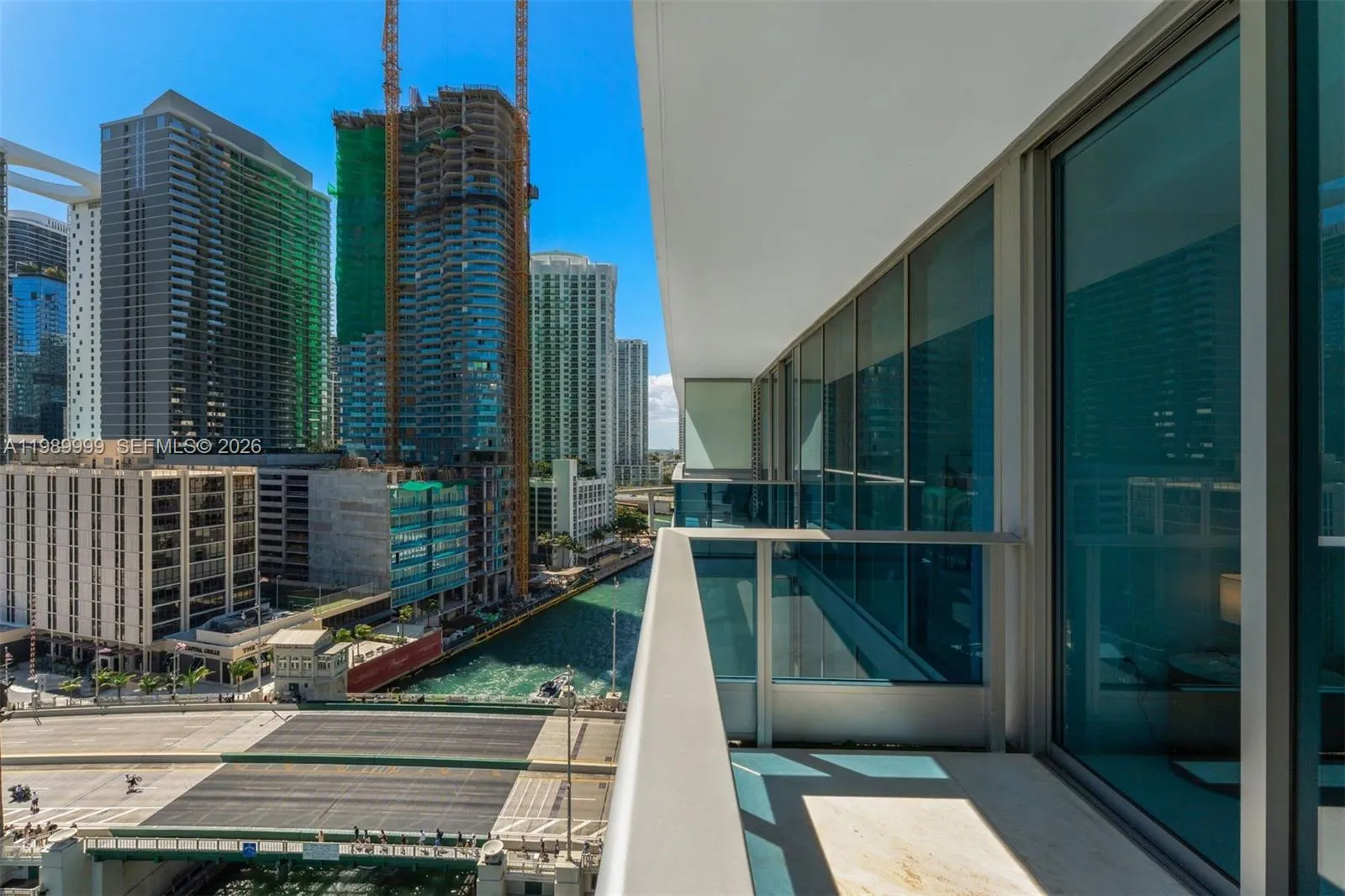 200 Biscayne Boulevard Way 1406, Miami, Florida 33, Miami, Florida 33131, 3 Bedrooms Bedrooms, ,2 BathroomsBathrooms,Residential,For Sale,200 Biscayne Boulevard Way 1406, Miami, Florida 33,A11989999