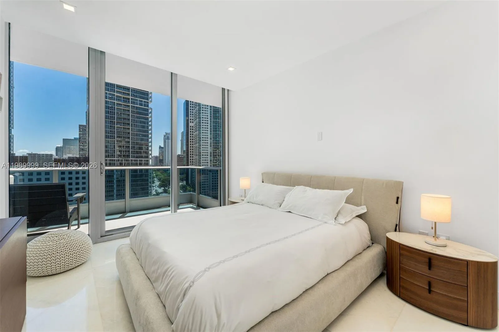 200 Biscayne Boulevard Way 1406, Miami, Florida 33, Miami, Florida 33131, 3 Bedrooms Bedrooms, ,2 BathroomsBathrooms,Residential,For Sale,200 Biscayne Boulevard Way 1406, Miami, Florida 33,A11989999