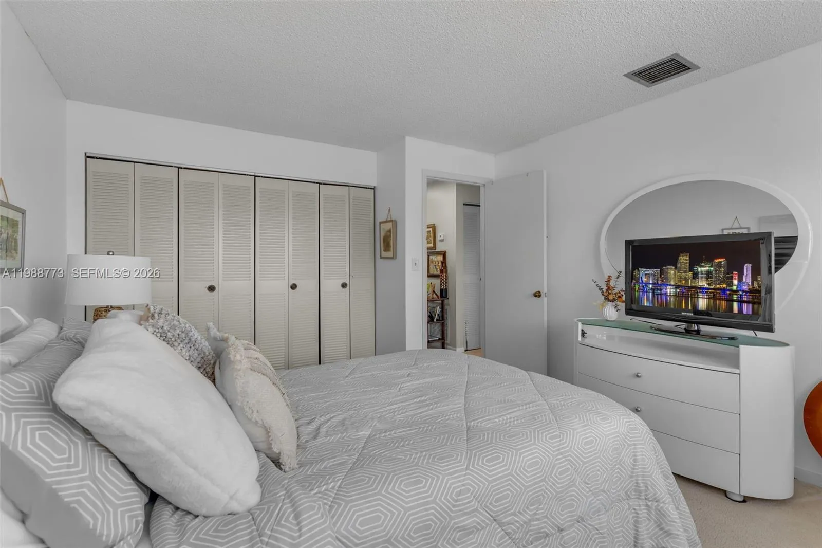 11378 Sw 84th Ln, Miami, Florida 33173, Miami, Florida 33173, 3 Bedrooms Bedrooms, ,2 BathroomsBathrooms,Residential,For Sale,11378 Sw 84th Ln, Miami, Florida 33173,A11988773