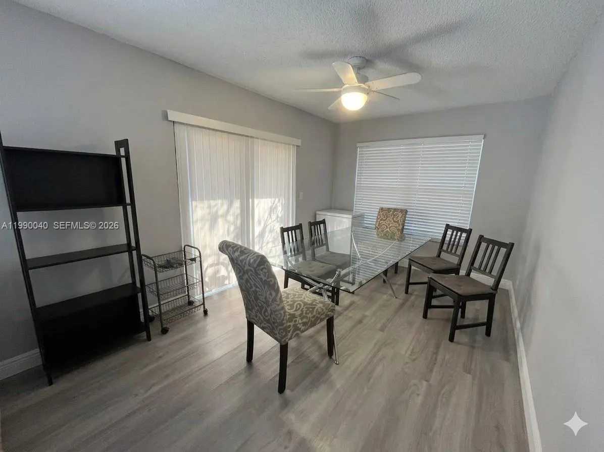 3931 Sw 84th Ter, Davie, Florida 33328, Davie, Florida 33328, 3 Bedrooms Bedrooms, ,2 BathroomsBathrooms,Residential Lease,For Rent,3931 Sw 84th Ter, Davie, Florida 33328,A11990040
