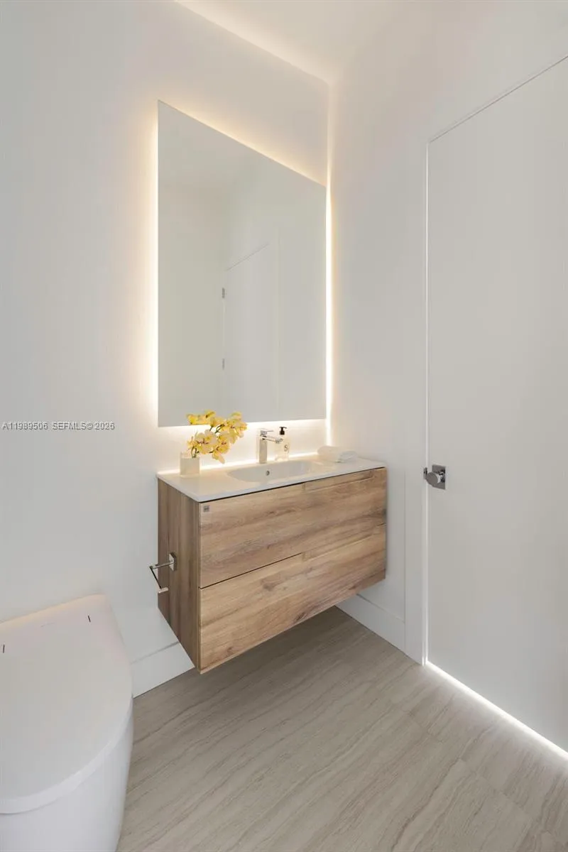 8800 Sw 118th St, Miami, Florida 33176, Miami, Florida 33176, 5 Bedrooms Bedrooms, ,4 BathroomsBathrooms,Residential Lease,For Rent,8800 Sw 118th St, Miami, Florida 33176,A11989506