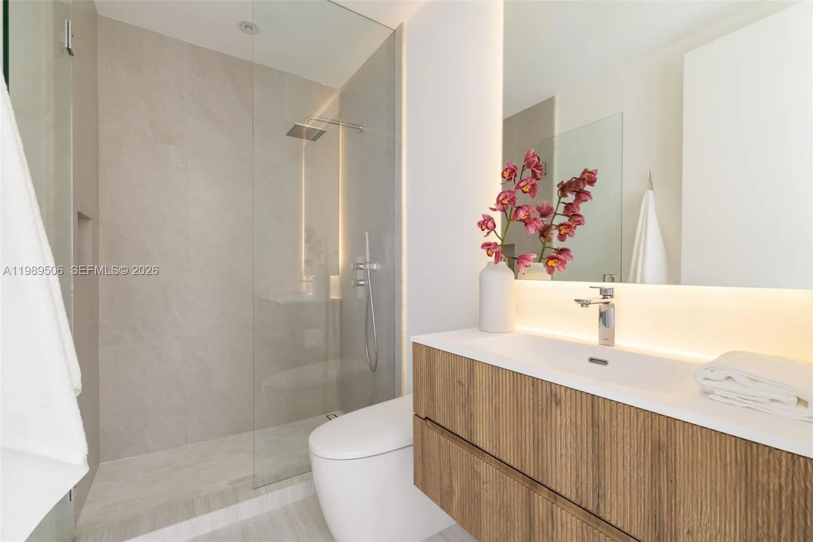 8800 Sw 118th St, Miami, Florida 33176, Miami, Florida 33176, 5 Bedrooms Bedrooms, ,4 BathroomsBathrooms,Residential Lease,For Rent,8800 Sw 118th St, Miami, Florida 33176,A11989506