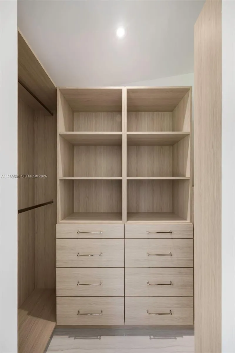 8800 Sw 118th St, Miami, Florida 33176, Miami, Florida 33176, 5 Bedrooms Bedrooms, ,4 BathroomsBathrooms,Residential Lease,For Rent,8800 Sw 118th St, Miami, Florida 33176,A11989506