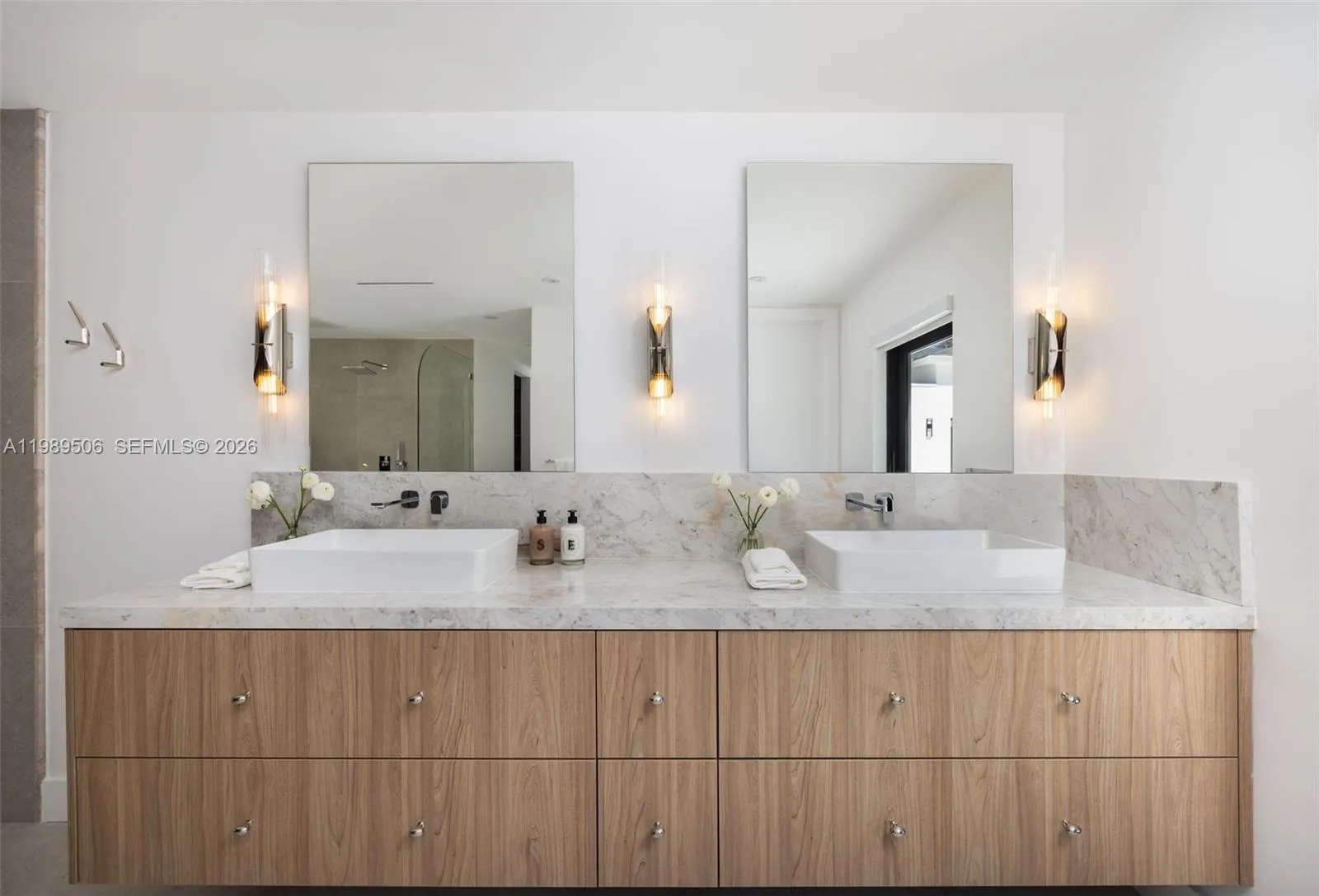 8800 Sw 118th St, Miami, Florida 33176, Miami, Florida 33176, 5 Bedrooms Bedrooms, ,4 BathroomsBathrooms,Residential Lease,For Rent,8800 Sw 118th St, Miami, Florida 33176,A11989506