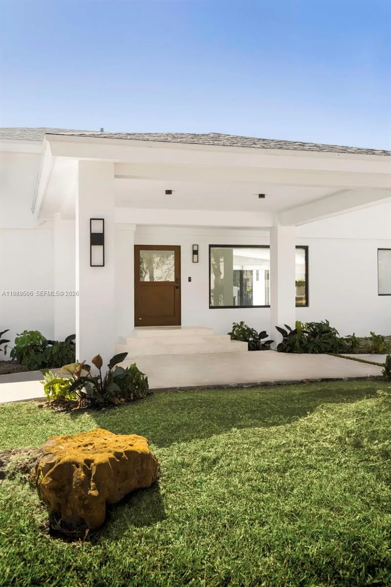 8800 Sw 118th St, Miami, Florida 33176, Miami, Florida 33176, 5 Bedrooms Bedrooms, ,4 BathroomsBathrooms,Residential Lease,For Rent,8800 Sw 118th St, Miami, Florida 33176,A11989506