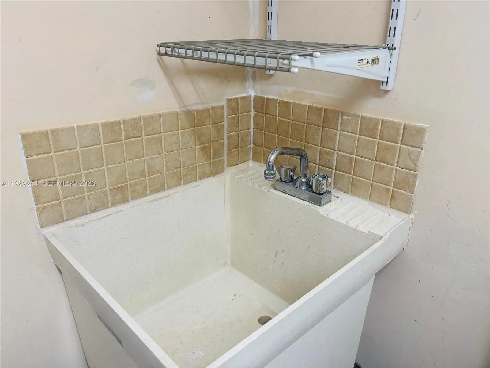 4621 Sw 99th Ct, Miami, Florida 33165, Miami, Florida 33165, 3 Bedrooms Bedrooms, ,2 BathroomsBathrooms,Residential Lease,For Rent,4621 Sw 99th Ct, Miami, Florida 33165,A11989254