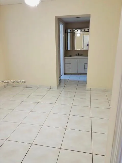4621 Sw 99th Ct, Miami, Florida 33165, Miami, Florida 33165, 3 Bedrooms Bedrooms, ,2 BathroomsBathrooms,Residential Lease,For Rent,4621 Sw 99th Ct, Miami, Florida 33165,A11989254