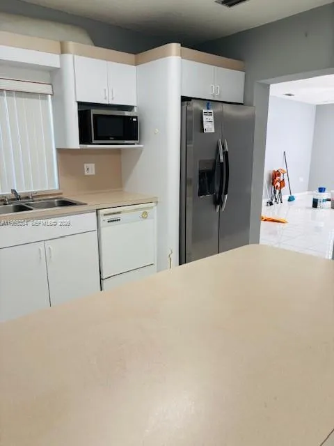 4621 Sw 99th Ct, Miami, Florida 33165, Miami, Florida 33165, 3 Bedrooms Bedrooms, ,2 BathroomsBathrooms,Residential Lease,For Rent,4621 Sw 99th Ct, Miami, Florida 33165,A11989254